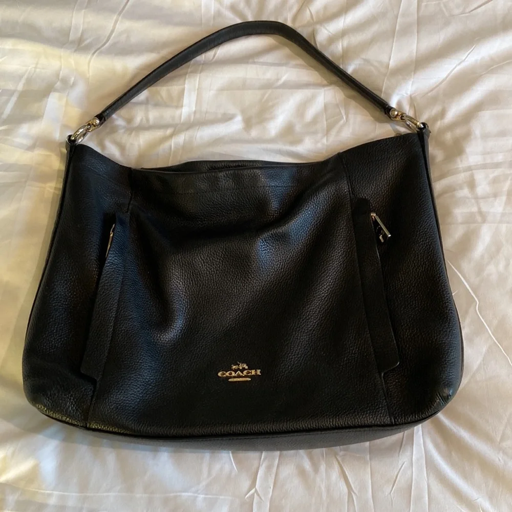 Coach Black Pebble Leather Scout Hobo Handbag, or Cross body gold hardware, EUC - Picture 3 of 13